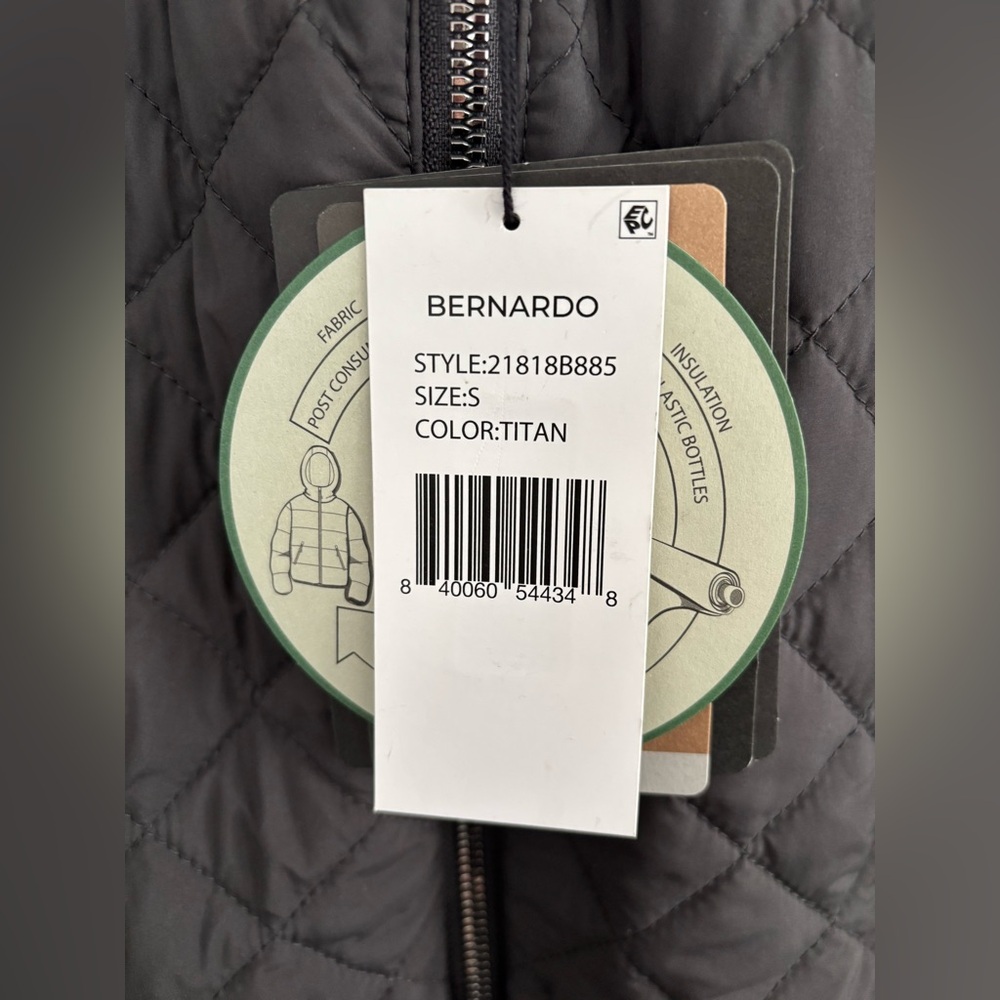 Bernardo Women's Environmentally-Conscious Titan-Grey-Black Quilted Swing Jacket - Picture 8 of 11
